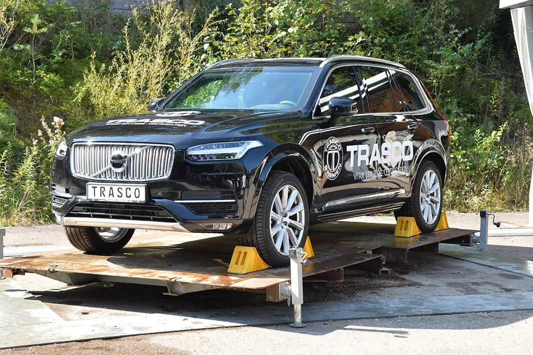 Zertifizierung des Volvo XC90 VR8 – Bild 3
