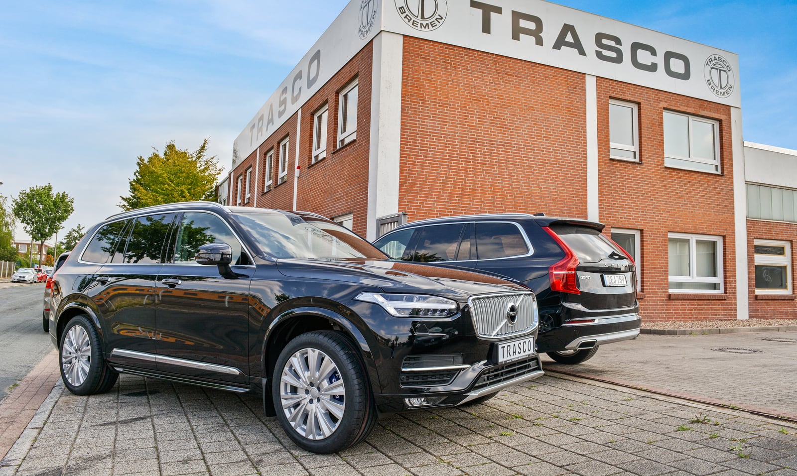 Armored Volvo XC90 SUVs in front of the TRASCO headquarters in Bremen