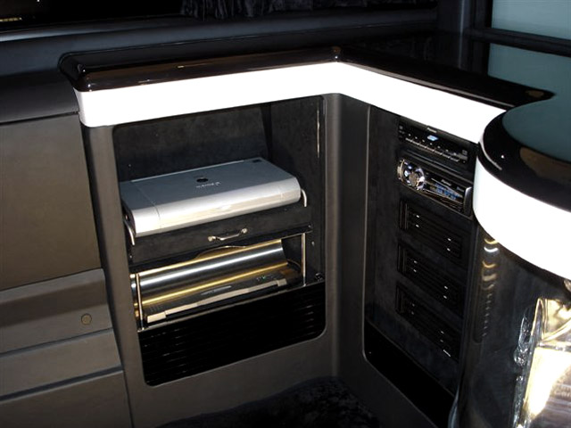 Armored VW T4 – gallery