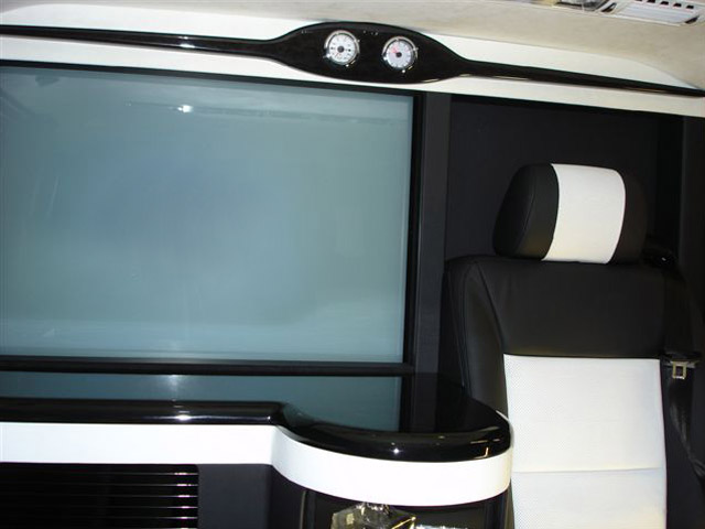 Armored VW T4 – gallery