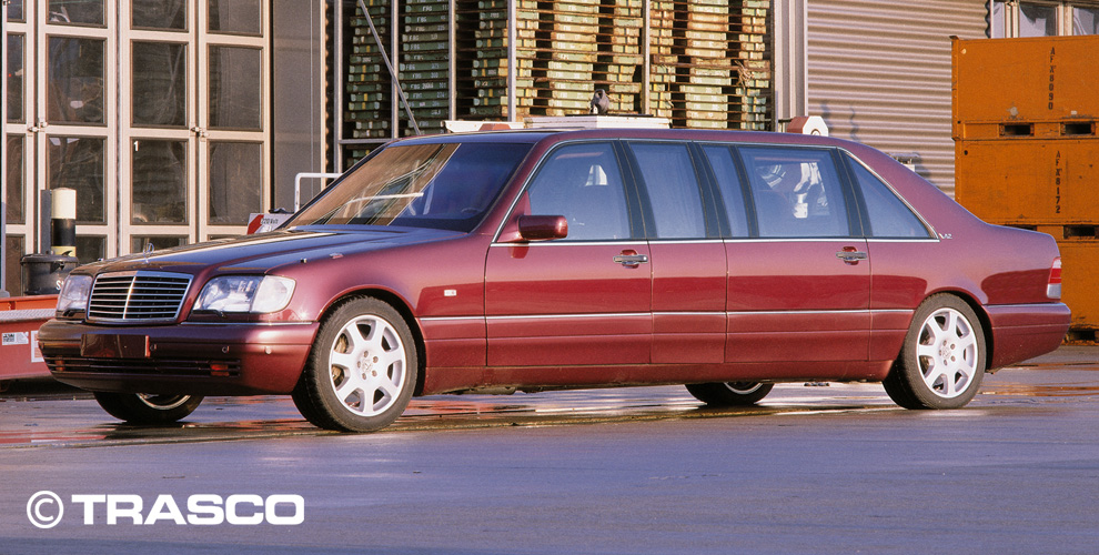 Подовжений лімузин від TRASCO на базі Mercedes-Benz S-Класу (W140)