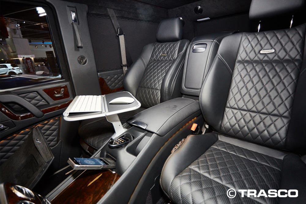 TRASCO VIP SUV XXLong based on the Mercedes-Benz G 63 AMG: luxury rear seats with work table