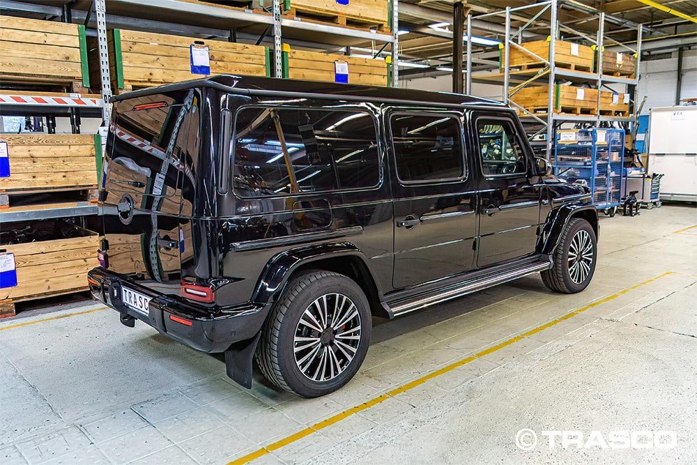TRASCO VIP SUV XXLong based on the Mercedes-Benz G 63 AMG, rear three-quarter view