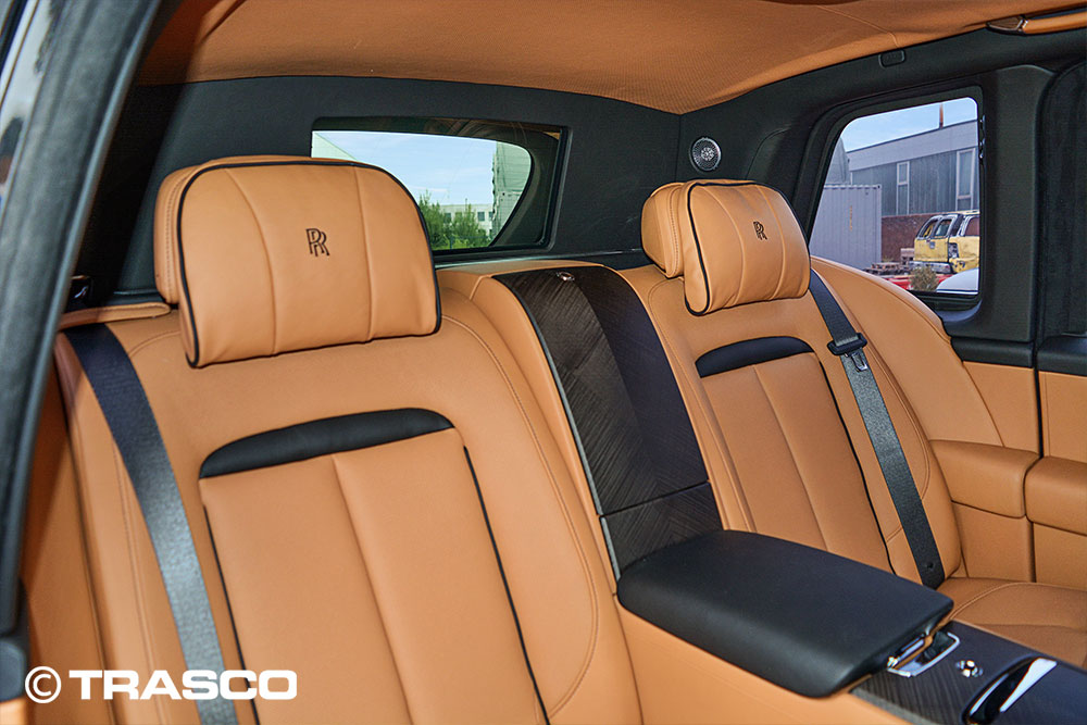 Armored SUV based on the Rolls-Royce Cullinan, rear seats